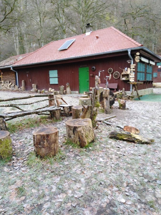 Ferienwohnung Mit Kleinem Garten Sonnenbühl Exterior foto