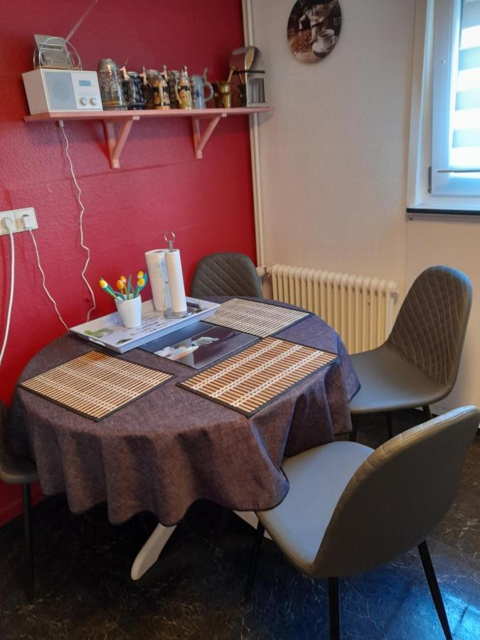 Ferienwohnung Mit Kleinem Garten Sonnenbühl Exterior foto